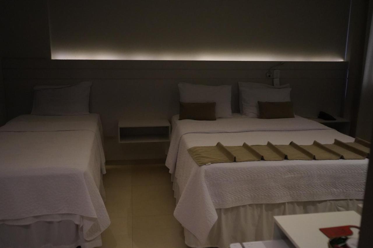 לואיס אדוארדו מגליאנס Pak Suites Hotel מראה חיצוני תמונה